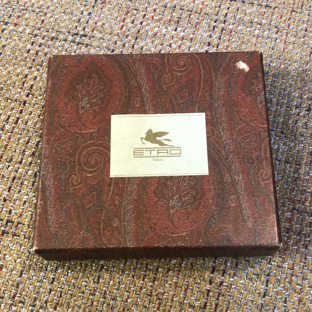 ETRO Milano Red Paisley NIB Coated Canvas Vachetta Bifold Wallet